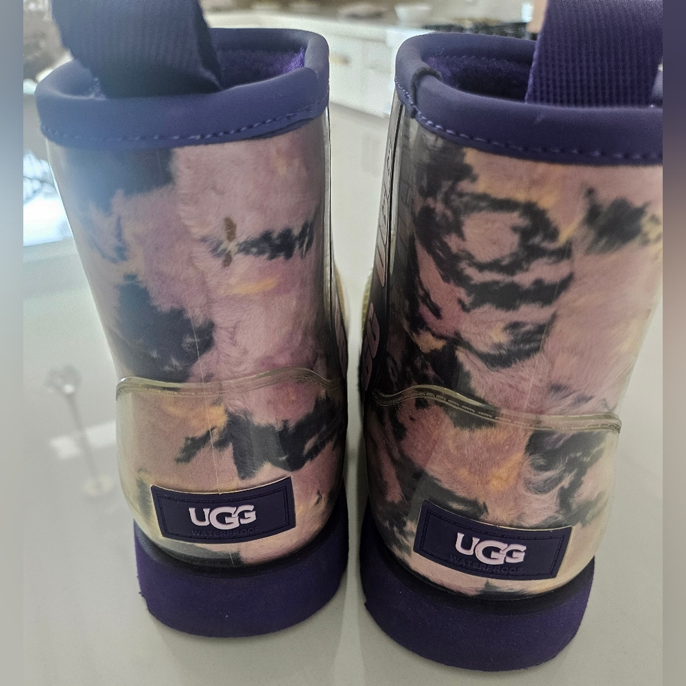 UGG Kids Tie-Dye Boots - Purple and Black - Picture 4 of 8